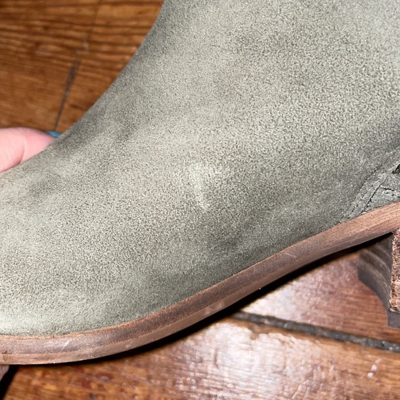 Vince Camuto Suede Exposed Ankle Booties Panthea - Picture 6 of 12